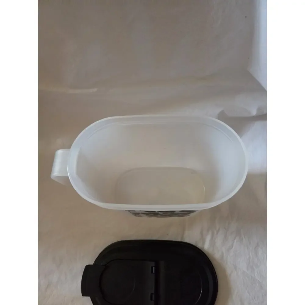 Vtg Tupperware Leche Milk 1 Qt , Rare Find Discontinued 2189D-2
